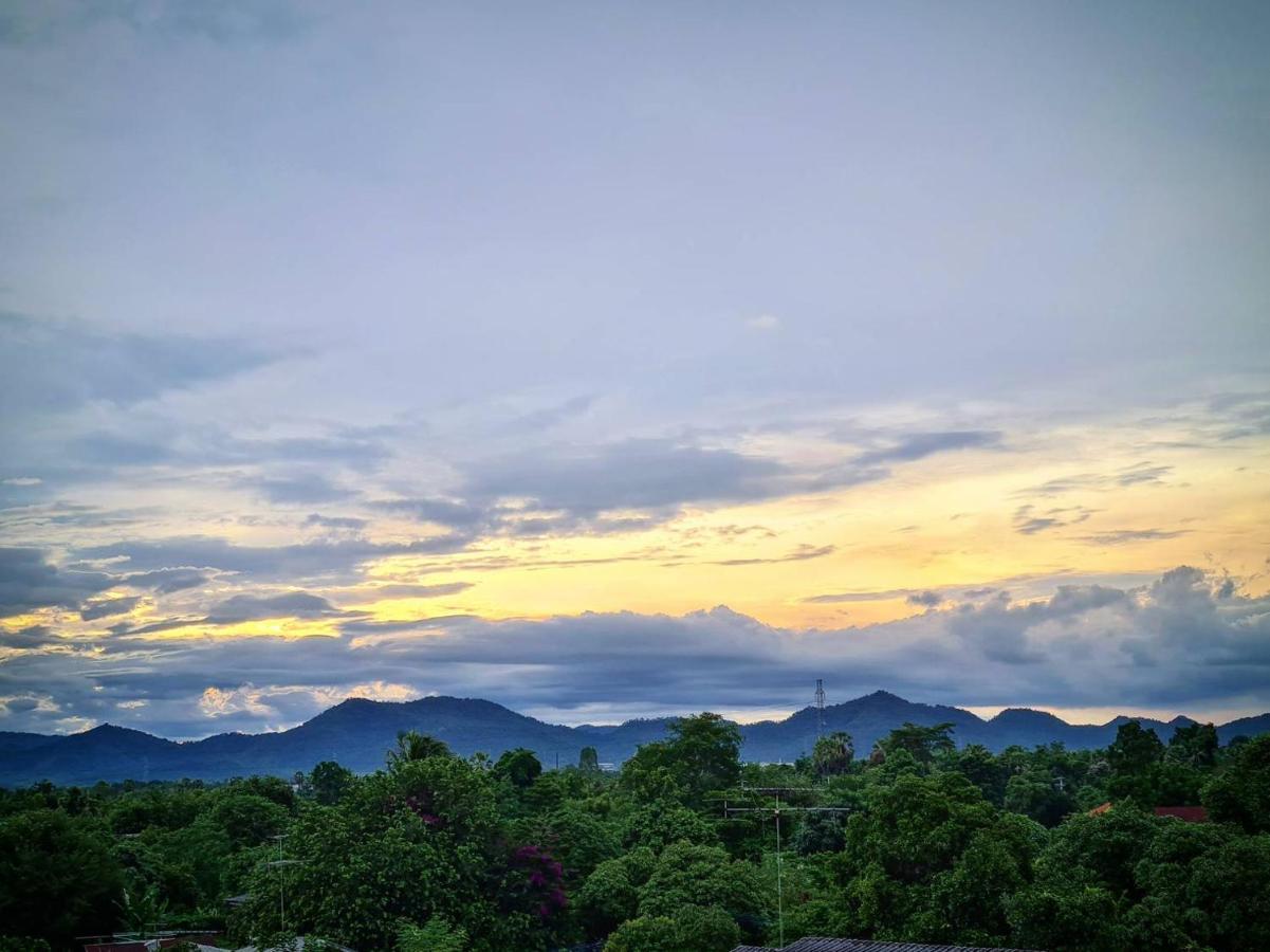 Lemae Residence เลอเม เรสซิเดนซ์ อำเภอเขาย้อย เพชรบุรี Ban Huai Krathaek Esterno foto